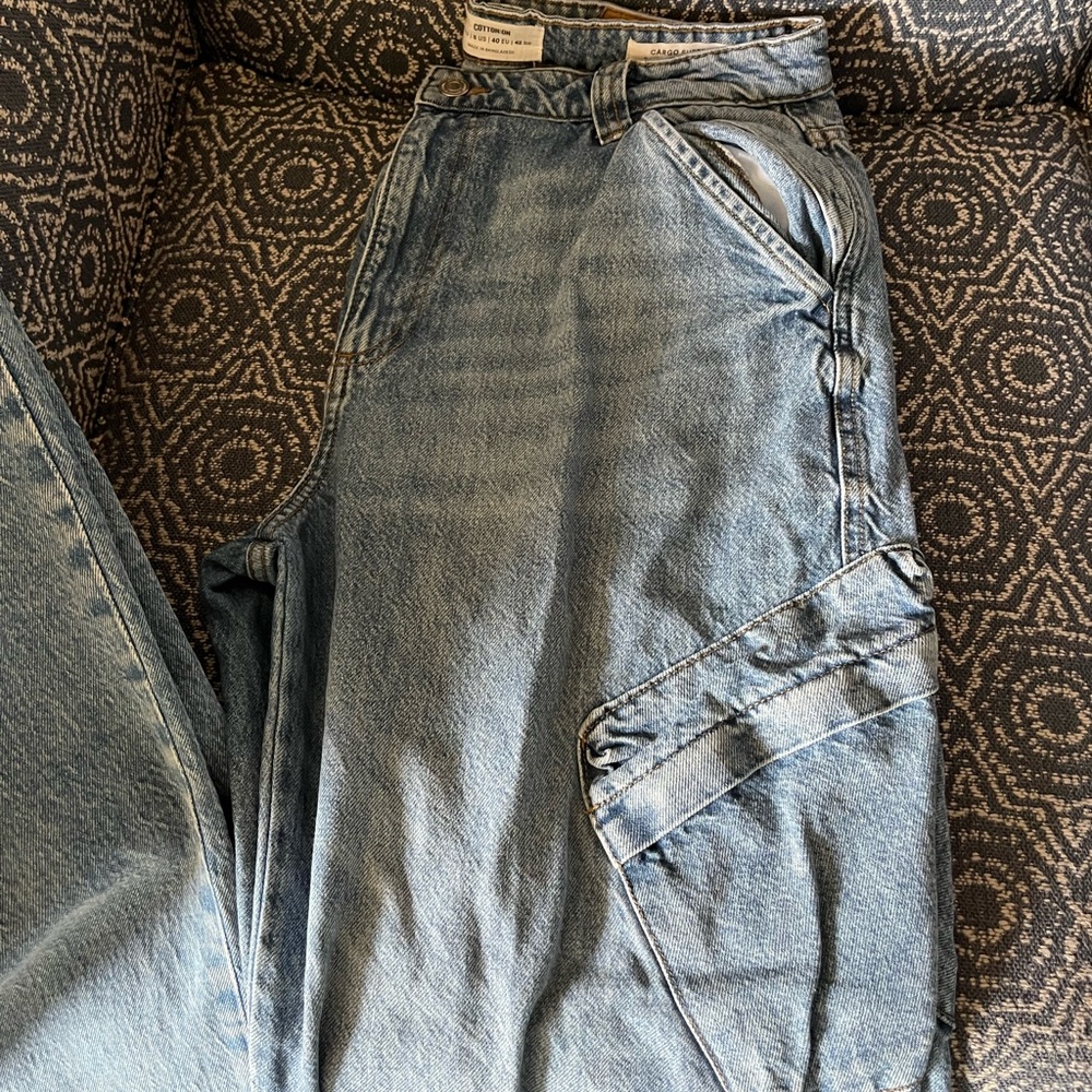 Cotton On baggy cargo jeans